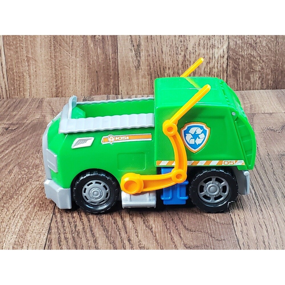 Paw Patrol Rocky’s Crush N’ Roll Recycling Truck Only
